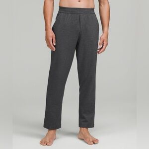 Lululemon Men’s Discipline Pant in Heathered Black Size Medium Athleisure Sporty